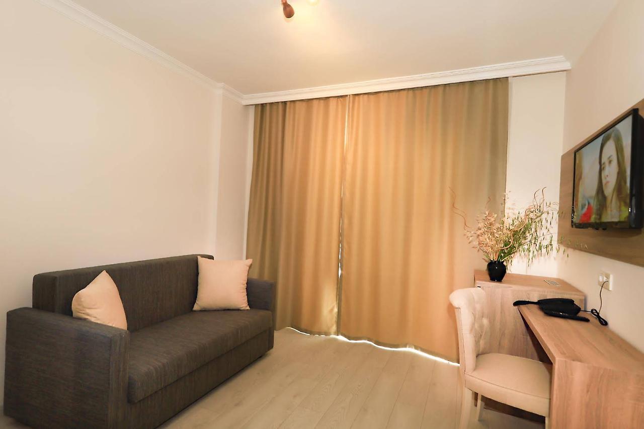 Eramax Hotel Κεμέρ Εξωτερικό φωτογραφία