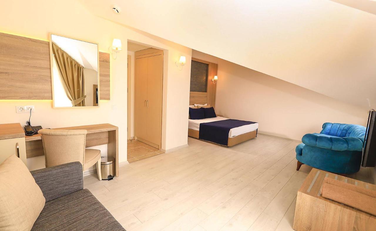 Eramax Hotel Κεμέρ Εξωτερικό φωτογραφία